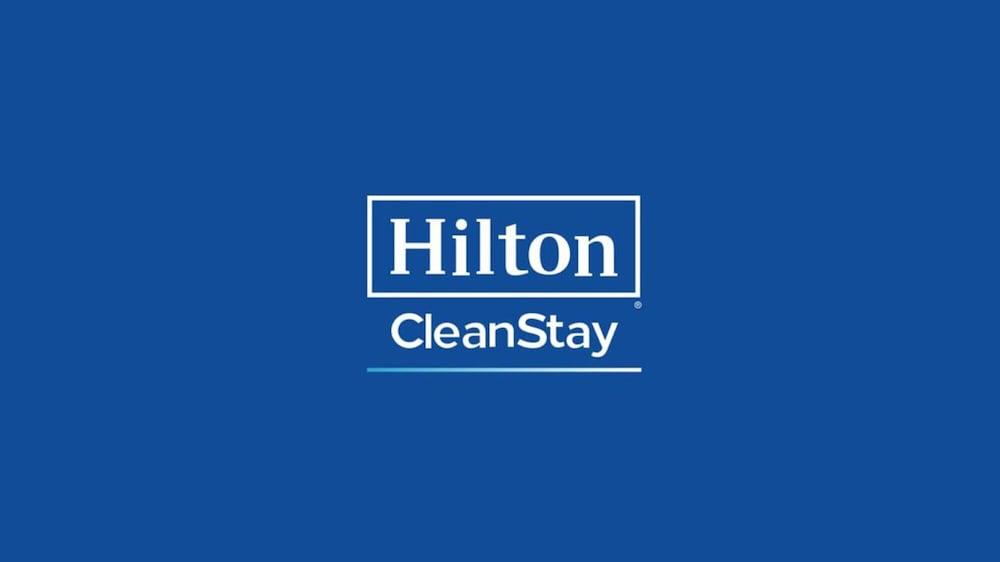 Doubletree By Hilton Jefferson City Exterior photo
