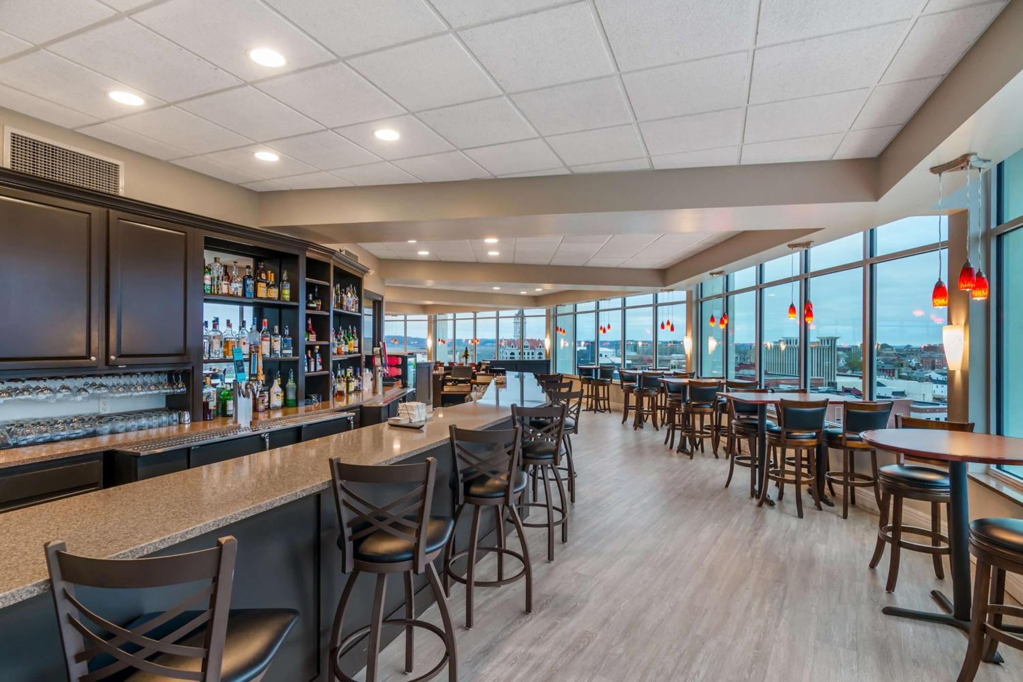 Doubletree By Hilton Jefferson City Exterior photo